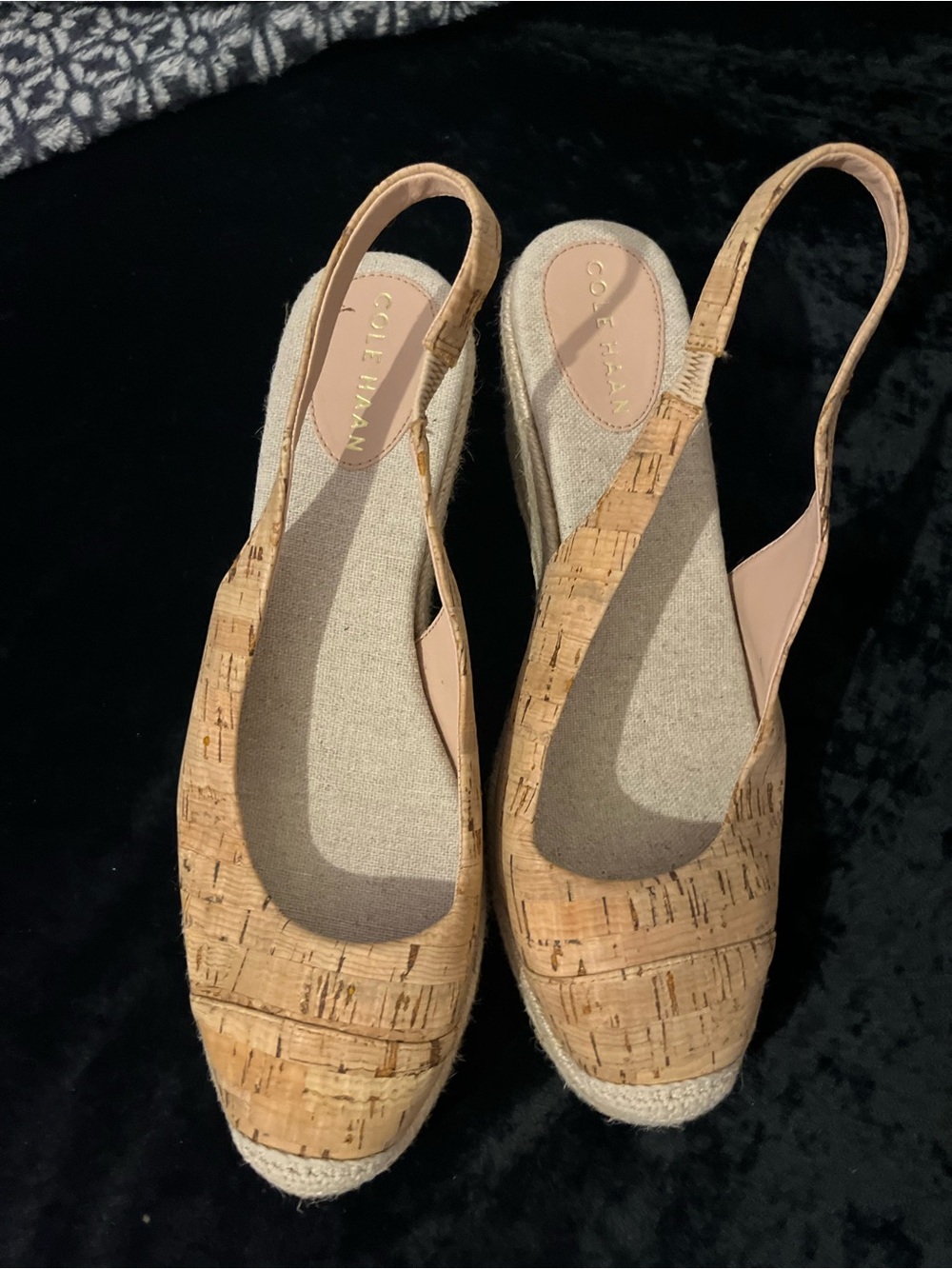 COLE HAAN WOMENS SHOES
CLOUDFEEL CORK SLINGBACK
ESPADRILLE WEDGE ELASTIC